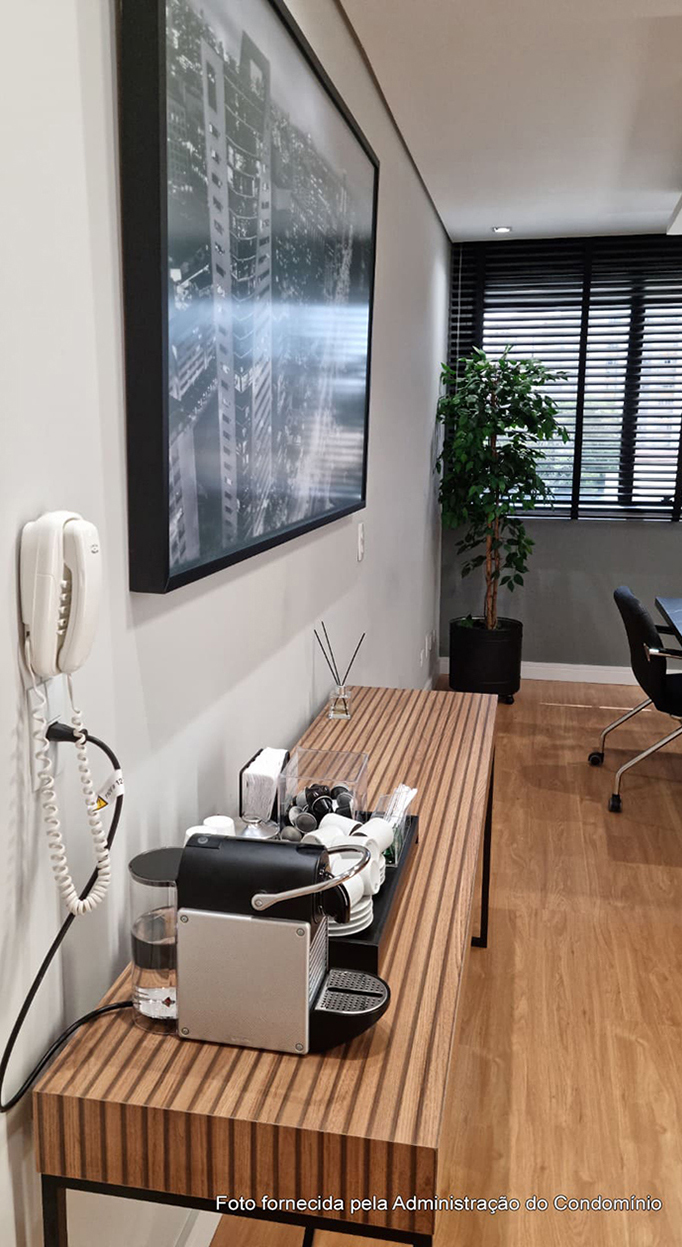 Av. Cândido de Abreu, 776 - Sala 508 - Centro Cívico, Curitiba - PR